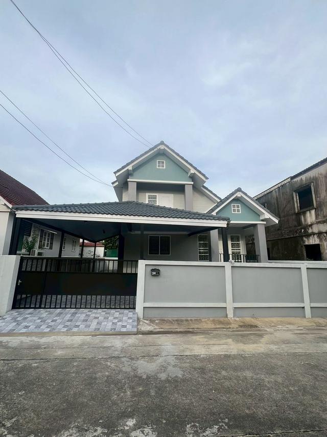 ขายบ้านเดี่ยว สูง 2 ชั้น เนื้อที่ 50 ตรว. หมู่บ้านประภาวรรณ์โฮม 2 ถนนสุวินทวงศ์ 28