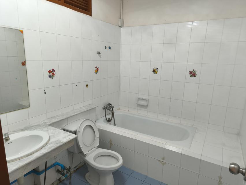 ให้เช่าทาวน์เฮาส์ 2 ชั้น 129/60 หมู่บ้านเพชรสยาม3 ถนนบางบอน3 เขตบางแค กทม 8