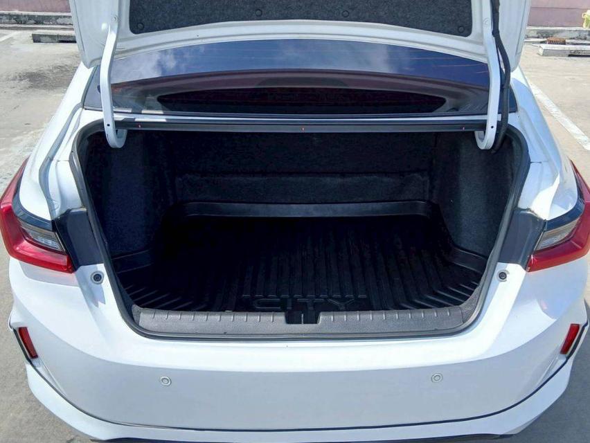 HONDA CITY 1.0 V Turbo โฉม ปัจจุบัน (4D) เกียร์ Auto สีขาว ปี 2020 13