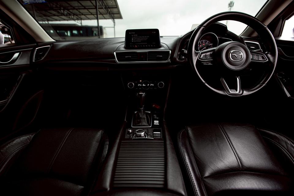 Mazda3 Skyactiv 2.0S ปี19 14