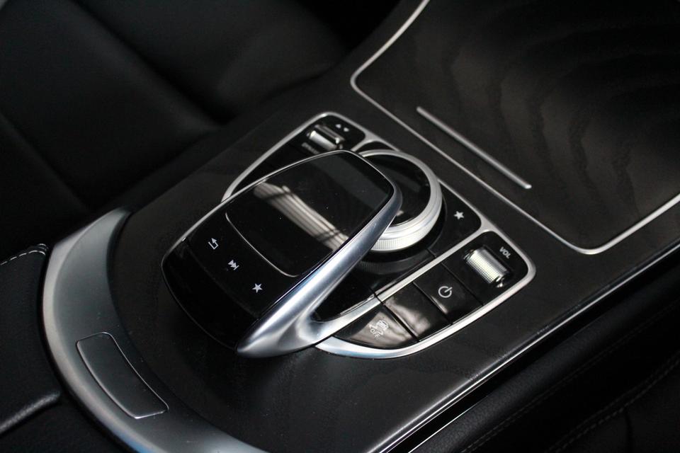 รหัสรถ BM3311 Benz GLC250d AMG ปี 2018 14