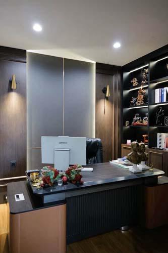 H-143 : บ้านหลังริมใน 71.6 ตร.วา Centro Bangna ถ.วงแหวน-บางนา บางพลี 8