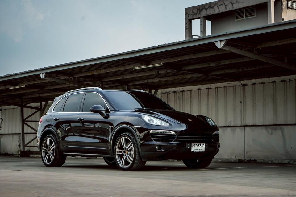 PORSCHE CAYENNE 3.0 S Hybrid 4WD AT 2013ไมล์ 130,xxx km. !! ราคา 1,099,000 บาท รูปที่ 2