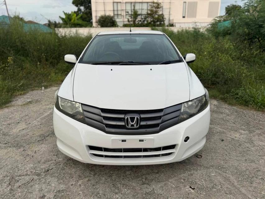 Honda City 1.5V ปี 2010 สีขาวใหม่ใช้งานปกติ