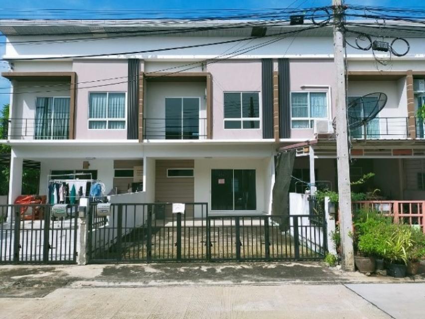 ขาย ทาวน์โฮม The Trust Townhome Rangsit-Klong 1 104 ตรม 26 ตรว 1