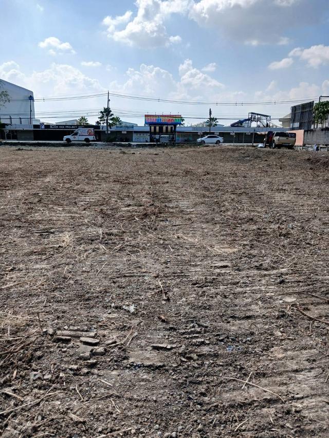 บริการรับเหมาถมดิน ถมลูกรัง กรุงเทพ ปริมณฑล ราคาถูก 2