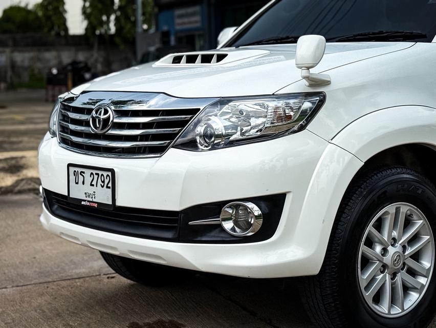 Toyoya Fortuner 2.5V ปี15 17