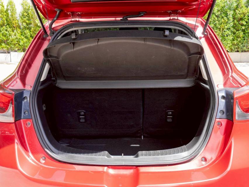 Mazda 2 1.5 Sport High Plus ปี 2015 10
