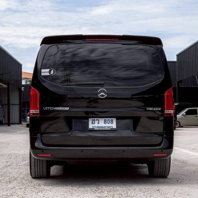 (แจ้งรหัสรถ 67GG808) Benz Vito 116 CDI Tourer จดทะเบียนปี 2017 รูปที่ 5