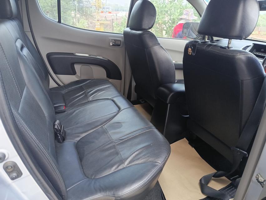 Mitsubishi รถบ้านเกียร์ออโต้ รูปที่ 6