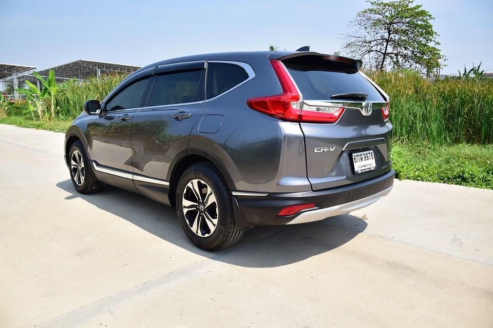 ปี2018 รถมือเดียวฟรีดาวน์ HONDA CR-V 1600 CC ดีเซลTURBO เบาะหนังแท้ 3ตอน ปรับไฟฟ้า แอร์หน้า หลัง ยางใหม่ประหยัดน้ำมันสุดๆ โทร0957401229 ไอดีไลน์ UTBP รูปที่ 11