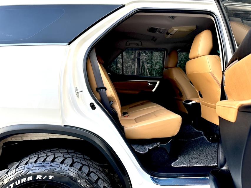TOYOTA FORTUNER 2.8V 4WD ปี 2016 รูปที่ 13
