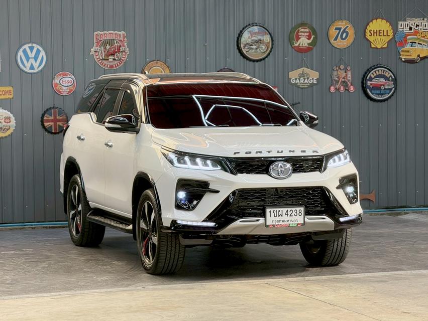 TOYOTA FORTUNER 2.8 V 4WD ปี 2016
