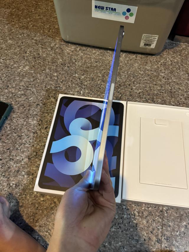 ขายiPadAir4สีใหม่Blue256กิ๊กสูนTrueมีกล่องไร้รอยใช้งานดีจอสวยไม่มีจุดไม่มีเส้นหายาก 6