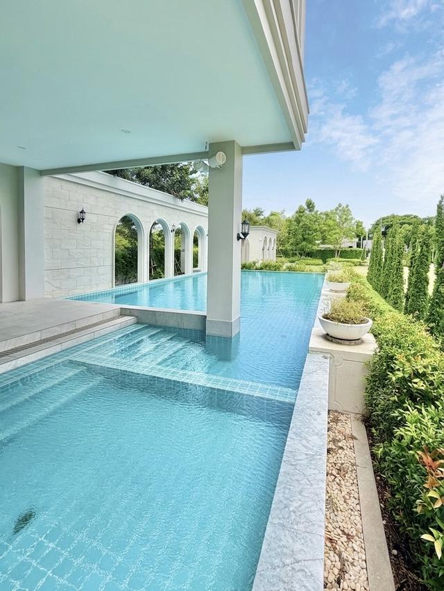 บ้านหรูสไตล์อังกฤษ ใจกลางเมืองฉะเชิงเทรา พร้อมคลับเฮาส์ขนาดใหญ่ เดินทางสะดวกใกล้สิ่งอำนวยความสะดวกครบครัน 17