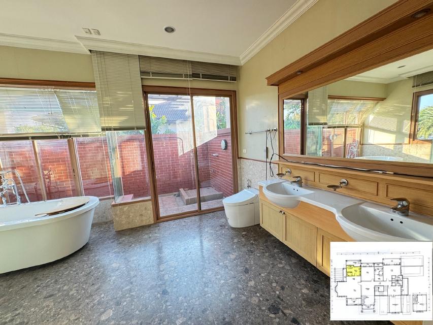 ขายบ้านหรู พฤกภิรมย์ รีเจนท์ สุขุมวิท 15