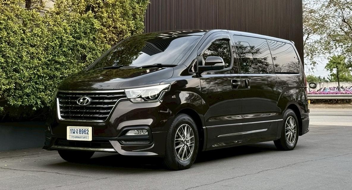 Hyundai H-1 2.5 Deluxe 2020