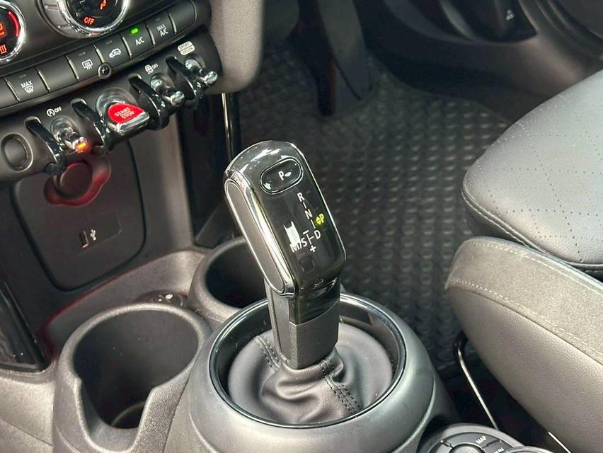 Mini Cooper S Hatch 3 Doors Hightrim F56 LCI ปี 2018 จด 2019 17