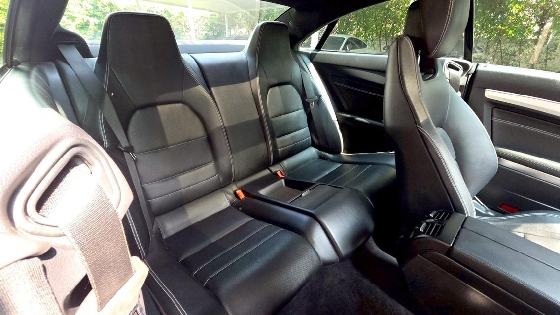 Benz E200 Coupe Amg ปี 2014 สีเทา มือเดียว ไมล์น้อยมาก รูปที่ 8