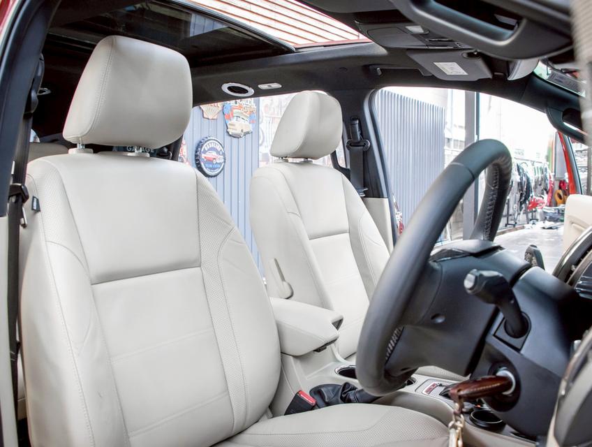 FORD EVEREST 2.2 Titanium+ ปี 2018 10