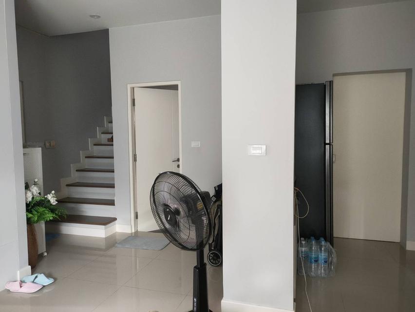 บ้านเศรษฐสิริ วงแหวน-ลำลูกกา หลังมุมเฟอร์นิเจอร์ครบ 8