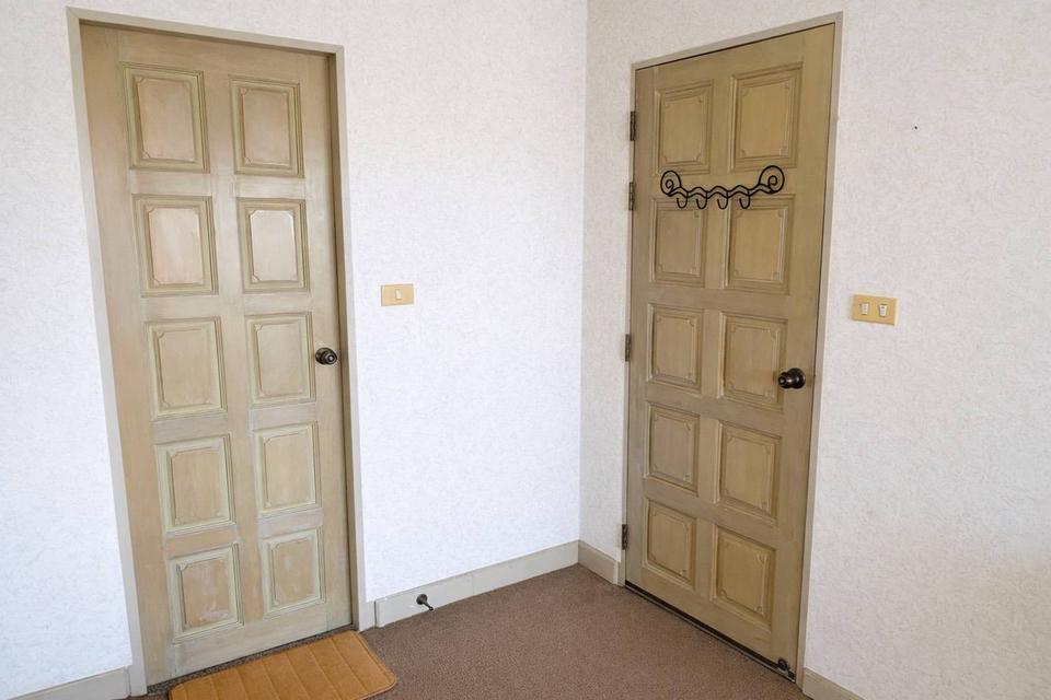 ขายคอนโดบ้านระเบียงจันทร์ ชะอำ ชั้น 10 ติดทะเล ราคาเพียง 6.2 ล้าน 11