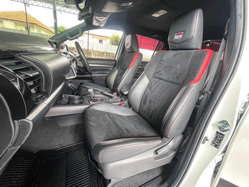 ขาย Toyota Revo 2.8GR Sport 4wd ปี23 14