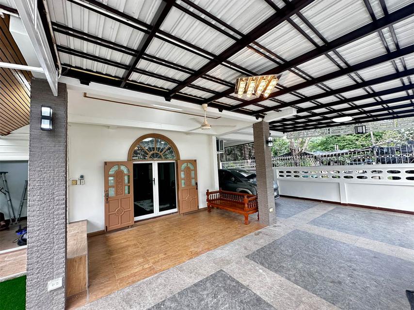 บ้านเดี่ยวรีโนเวทใหม่ ซอยลาดพร้าว 93 วังทองหลาง 67 ตร.วา 4 นอน 3 น้ำ ใกล้ MRT สถานีมหาดไทย 4