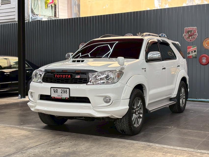 TOYOTA FORTUNER 3.0 TRD Sportivo II 4WD ปี 2010 3