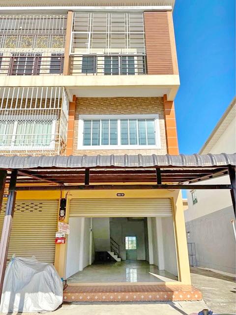 หลังมุม 3นอน รร.สุขเจริญผล 1.2กม. โลตัส แพรกษา-สมุทรปราการ 800 ม. อาคารพาณิชย์ 3 ชั้น 3 น้ำ 25 ตร.วา.300 ตร.ม. ตลาดทรัพย 3
