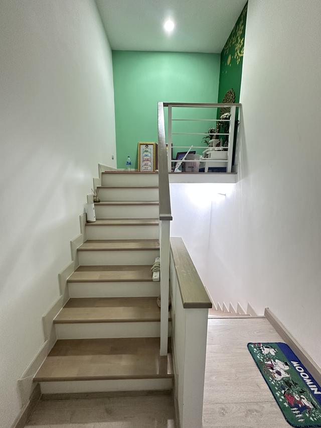 บ้านทาวน์เฮาว์ ทำเลใกล้เมือง 9