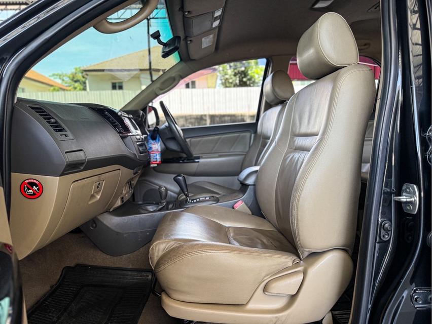 รหัสรถ WRT191 TOYOTA FORTUNER 3.0 V 4WD  12