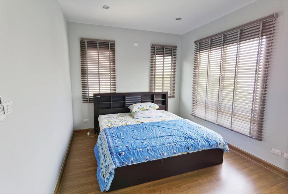 ให้เช่าบ้านเดี่ยว 2ชั้น  หมู่บ้านเซนโทร รังสิตคลอง 4 ธัญญะ ปทุมธานี 🚩ติดสนามกอลฟ์กรุงกวี,ใกล้โลตัสคลอง 4,ทางด่วน,โรงเรียนสวนกุหลาบรังสิต,ดรีมเวิล์ด 5