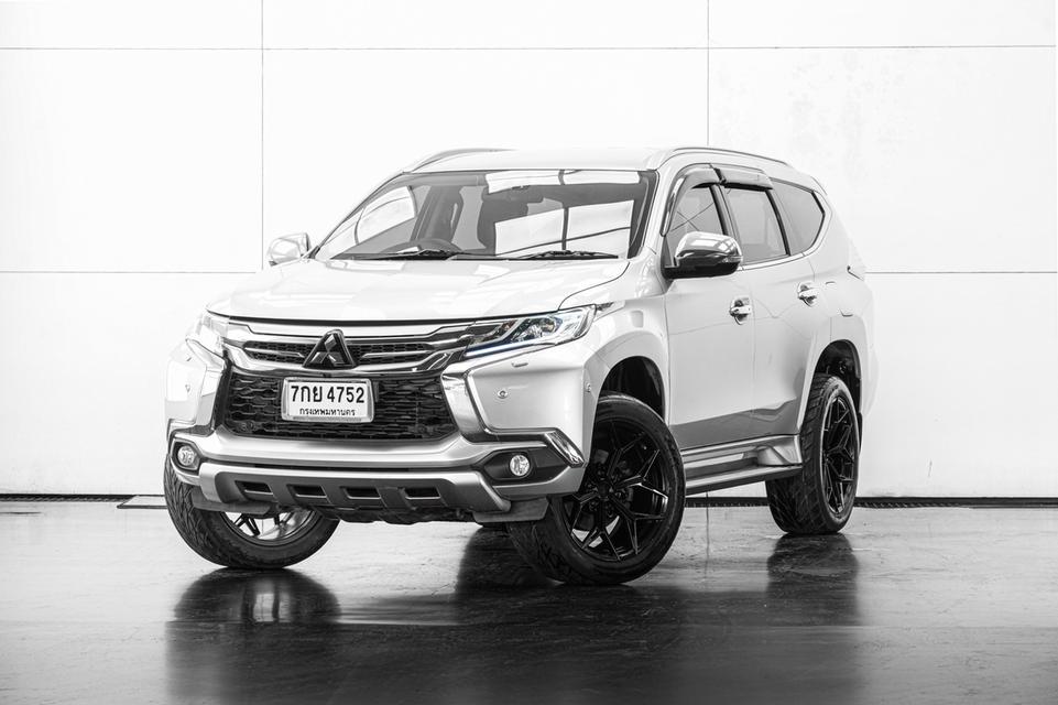 ปี 2018  MITSUBISHI PAJERO SPORT 2.4 GT 2WD A/T สี เทา
