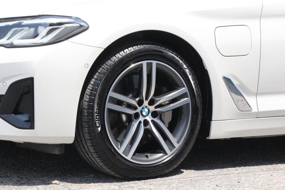 รหัสรถ PBG9999 BMW 530e Elite (LCI) ปี 2022 รูปที่ 5
