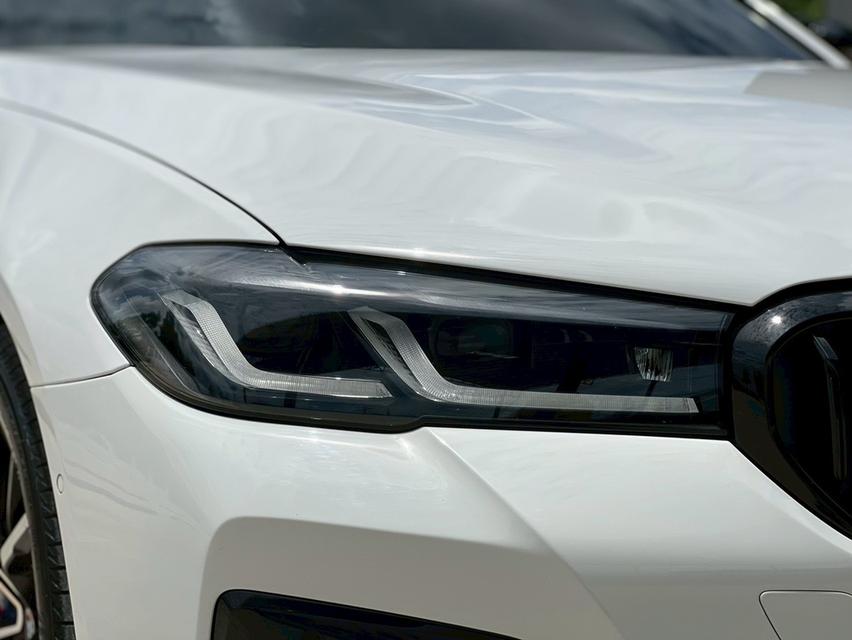 BMW 530e M Sport G30 LCI 2022• Mileage: 39,xxx km รูปที่ 6