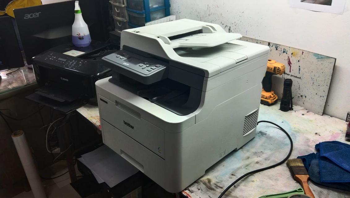 เครื่องพิมพ์เลเซอร์สีมือสอง
