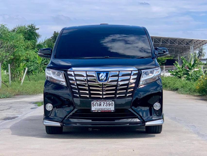 Toyota Alphard AT 2.5