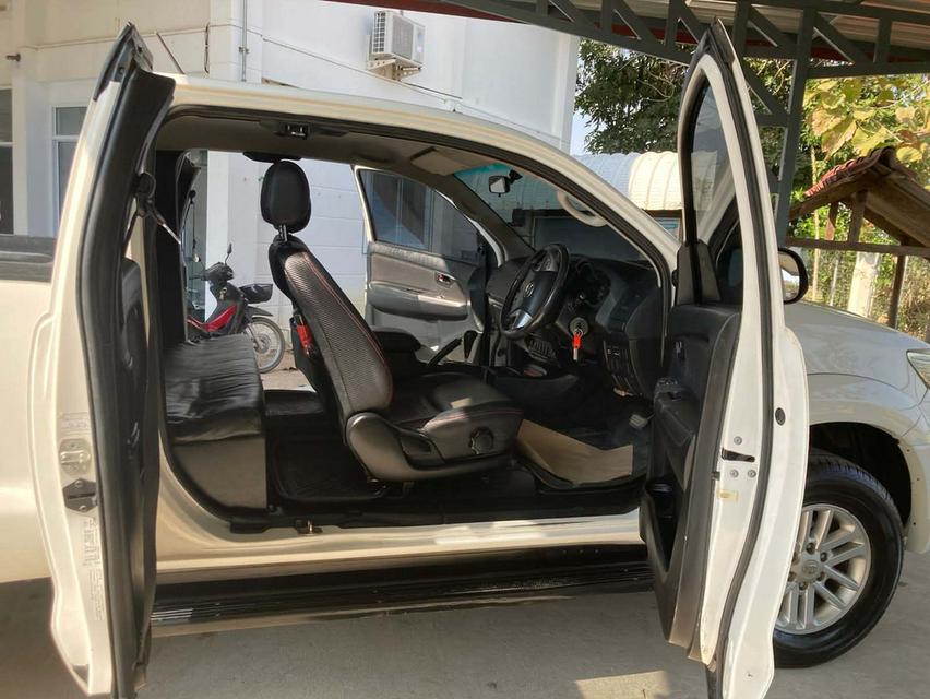 รถยนต์ รถบ้าน Toyota Hilux Vigo champ smart cab 2.5 Preruner 2014 รูปย่อยที่ 3