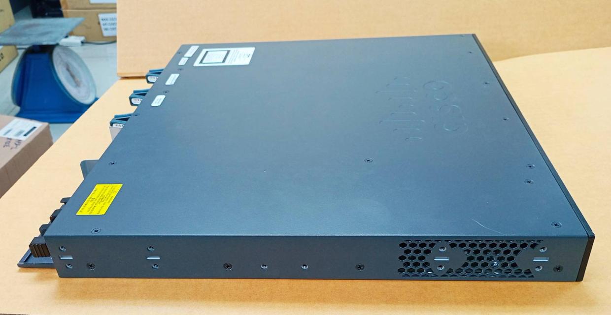 Cisco WS-C3650-24PD-L มือสอง ทดสอบแล้ว ประกัน 1 ปี จากผู้ขาย 2