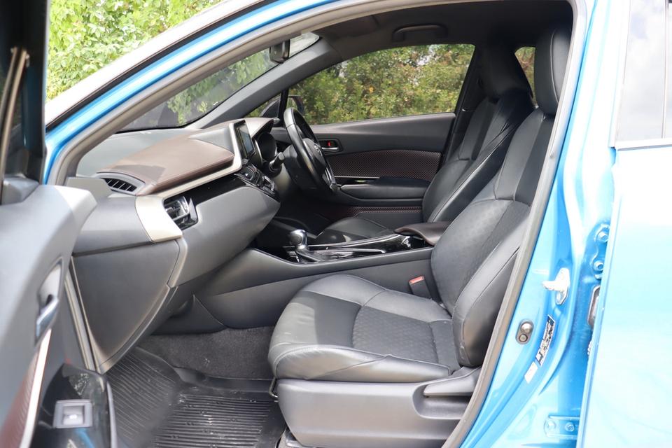 Toyota C-HR 1.8 Hybrid Mid ปี 2018 รูปที่ 6