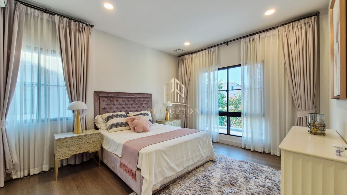 Luxury House For Sale or Rent Nantawan Rama 9 New Krungthep Kreetha 19