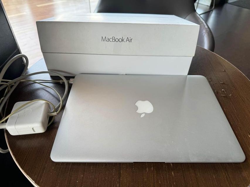 MacBook Air พร้อมใช้งาน  2
