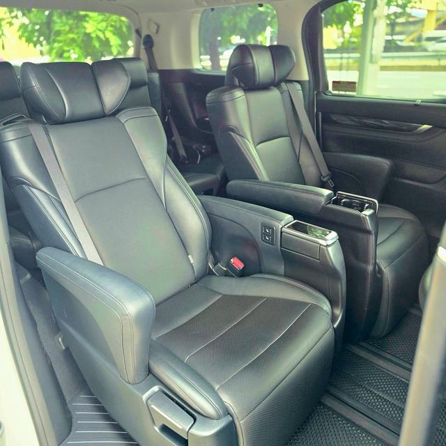รหัสรถ BAC7322 🔥 รถตู้สุดหรูสาย VIP มาแล้ว! Toyota Vellfire 2.5 Z G Edition ปี 2018 สีขาว สภาพป้ายแดง! 🔥 12