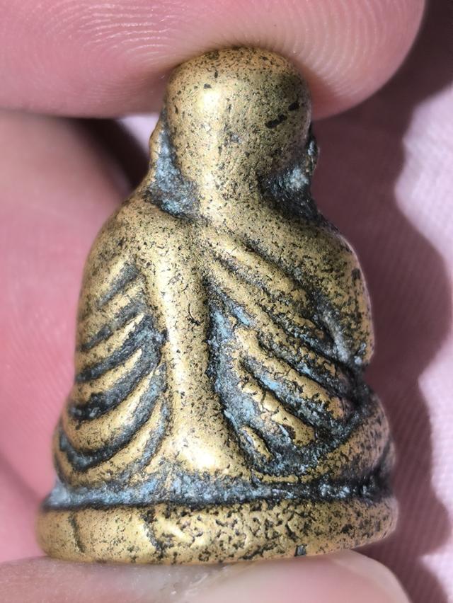 รูปหล่อหลวงพ่อเงิน พิมนิยม 2