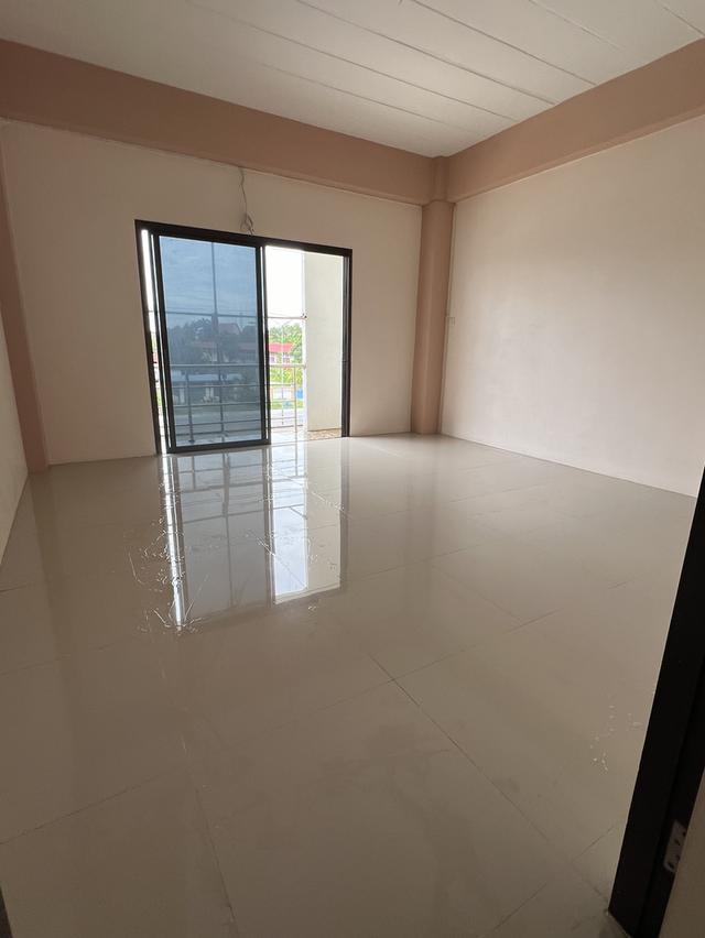 อาคารพาณิช์ 3 ชั้นครึ่ง ทำเลค้าขาย 14