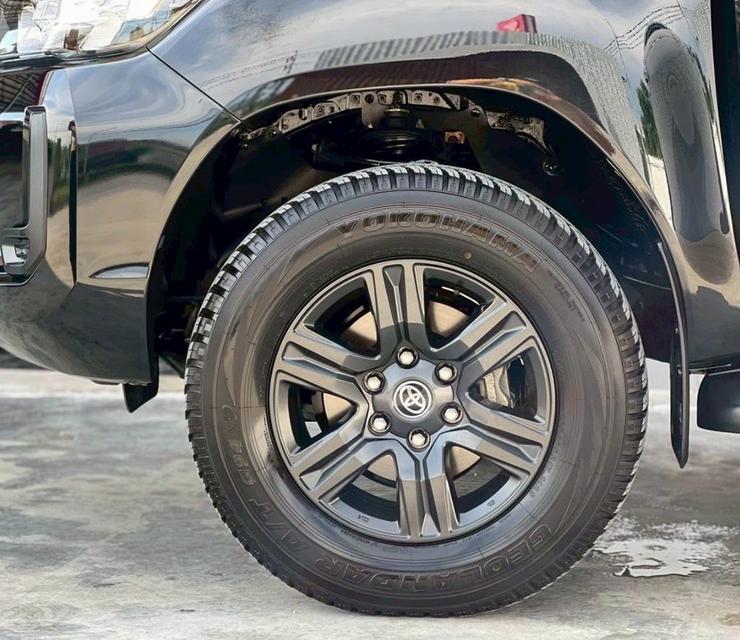 TOYOTA HILUX REVO 2.4 ENTRY 2021  15