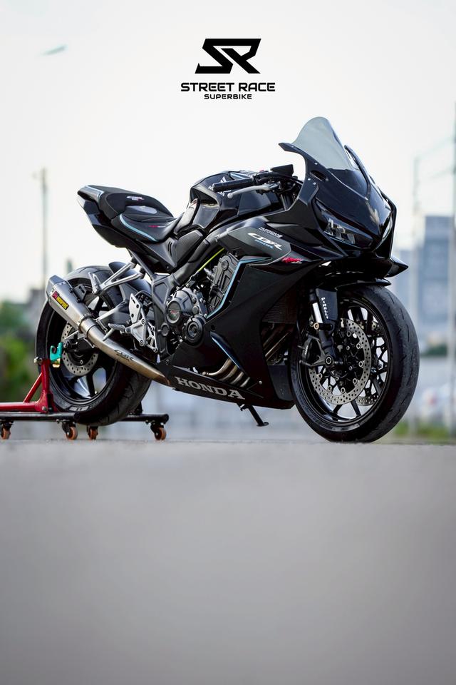 🔥 เข้าใหม่! CBR650R ปี 2023 แต่งเต็ม หล่อขั้นสุด! 🔥 🏍️ Honda CBR650R | ปี 2023 | สีดำ-ฟ้า สปอร์ตดุดัน ขี่แล้วสะดุดตาทุกมุม! 12