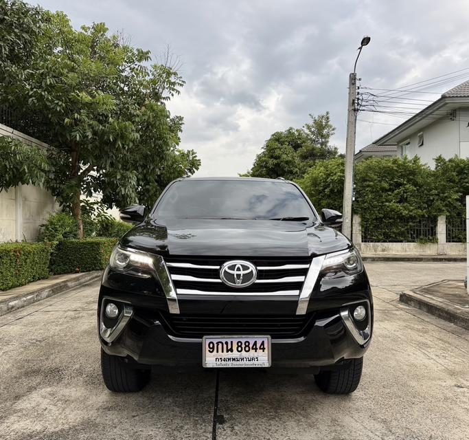 #toyota #fortunerTOYOTA FORTUNER 2.4 ขับ 2 ปี 15 สีดำ ประวัติศูนย์ ประกันชั้น1 เหลือถึงสิ้น รูปย่อยที่ 2