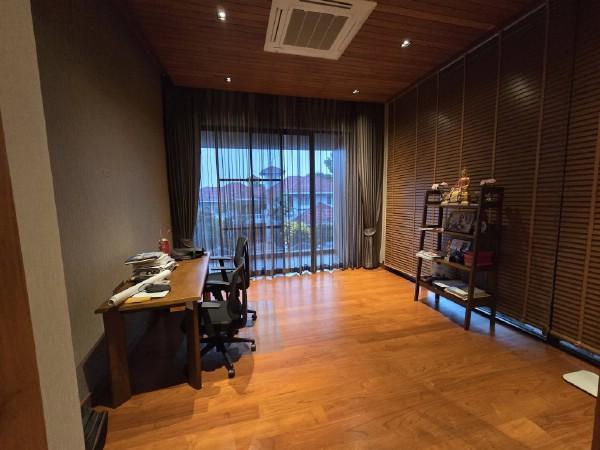 ขายหรือให้เช่าบ้านเดี่ยวหรูหลังใหญ่ บนที่ดิน 156 ตรว. หมู่บ้านเอเวอร์กรีนวิลล์ บางนา-ตราด 7